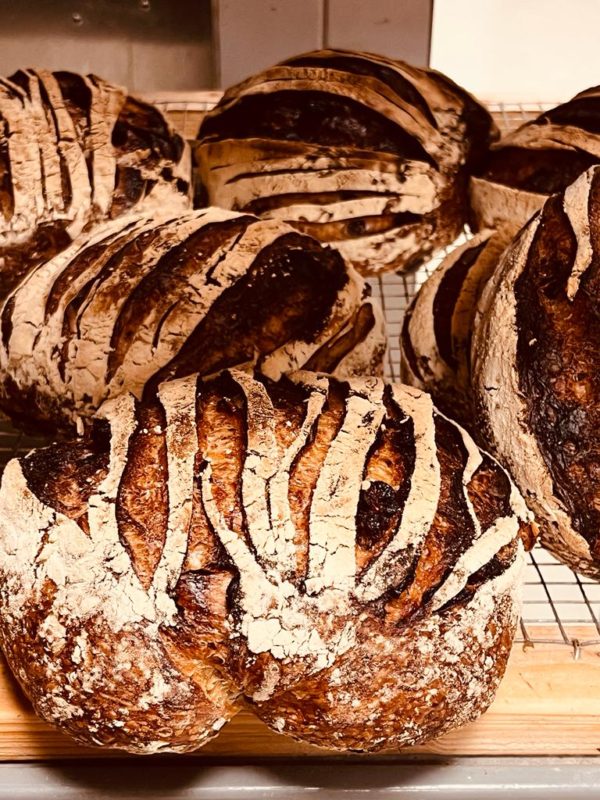 Pain aux noix et figues